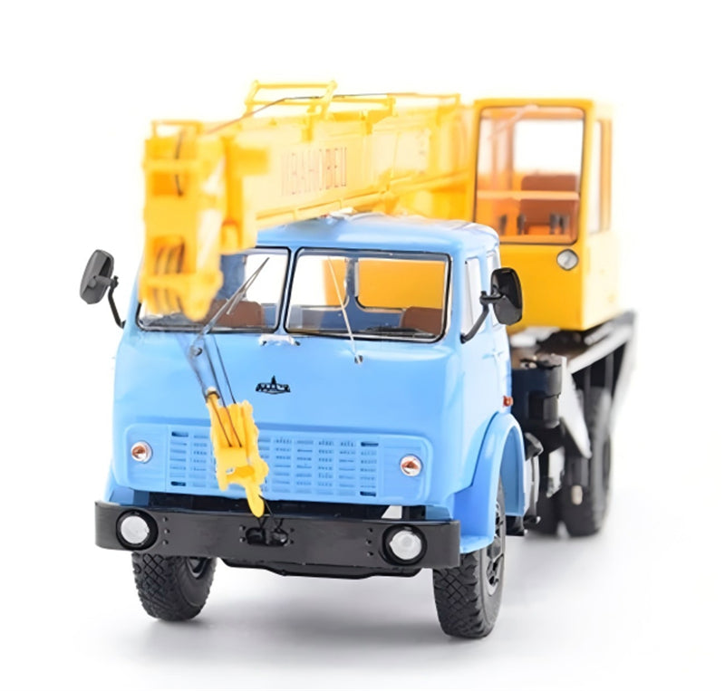 1:43 MAZ KS-3577 StartScaleModels ABS Model