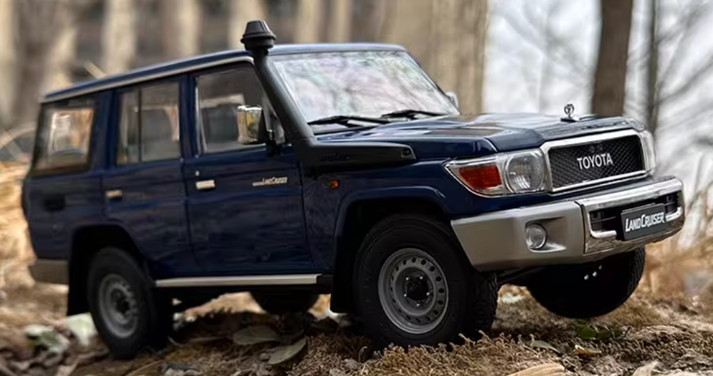 Almost Real Toyota LC76 Land Cruiser Blue 1:18 Car Pre-built Model view6
