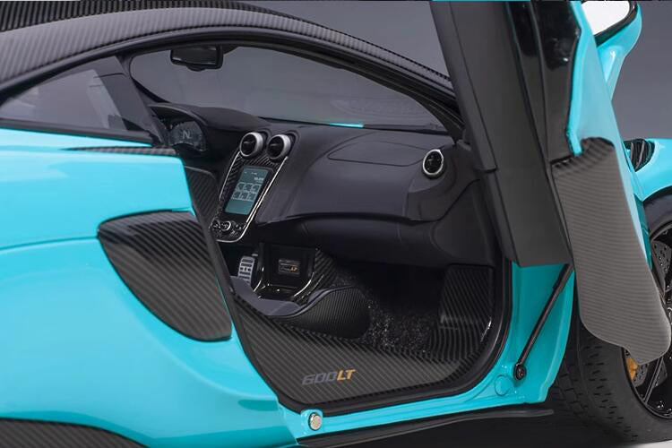 AUTOART McLaren 600LT sports car blue 1:18car Pre-a Model