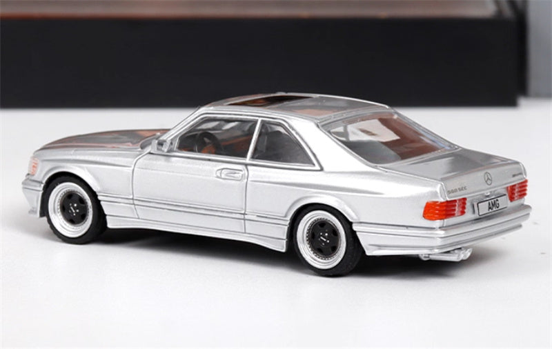 Rhino Model Mercedes Benz S-Class 560 SEC AMG W126 Silver 1:64 Car Pre-built Model view2