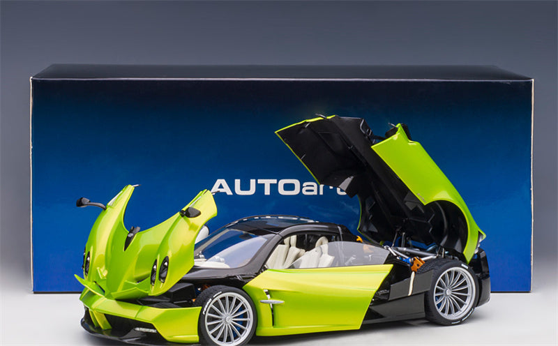 AUTOART Pagani Huayra Roadster Green 1:18car Pre-a Model