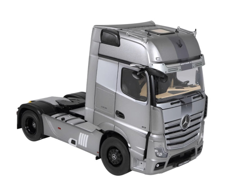 NZG Mercedes Benz Actros GigaSpace 4X2 Truck Lorry Tractor Edition 3 silver 1:18 DIECAST Truck Lorry
