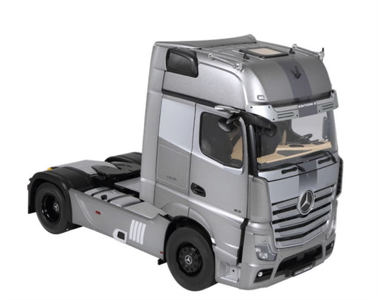 NZG Mercedes Benz Actros GigaSpace 4X2 Truck Lorry Tractor Edition 3 silver 1:18 DIECAST Truck Lorry