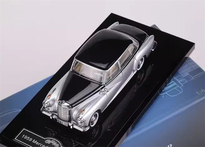 GFCC Mercedes Benz 300D 1959 vintage Car Black Silver Double Limited Edition 300PCS ONLY LHD 1:64 car Pre-built Model view3