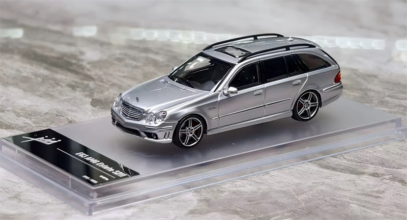1:64 Mercedes-Benz E63 AMG Estate S211 silver KING MODEL Wagon Limited Edition 999PCS ONLY DIECAST Civil Car Model