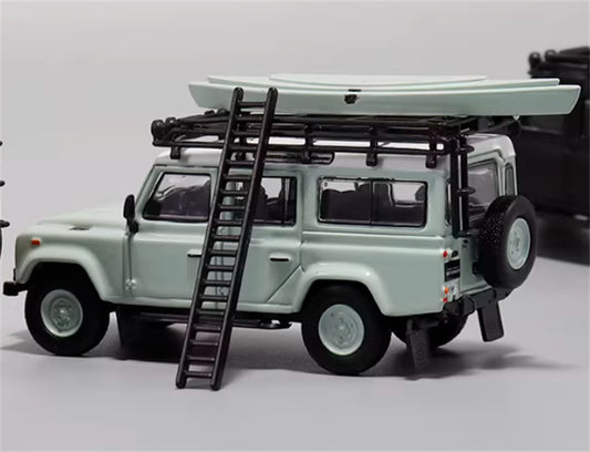 Master Land Rover Defender 110 Green with accessories 1:64 Car Pre-built Airliner Model Display view2
