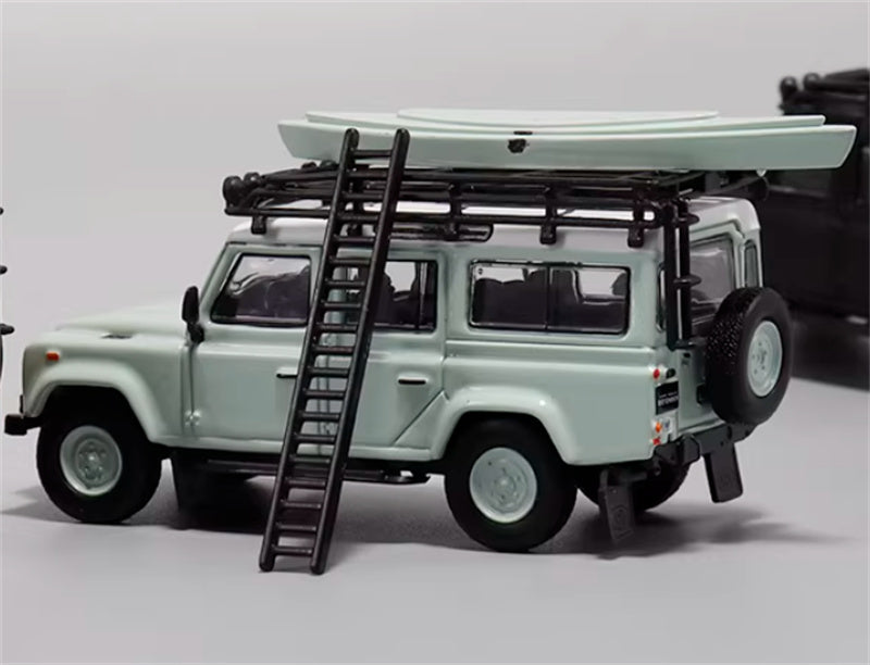 Master Land Rover Defender 110 Green with accessories 1:64 Car Pre-built Airliner Model Display view2