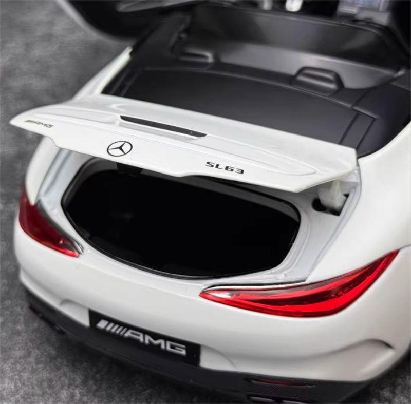 iScale Mercedes AMG SL63 (R232) 4MATIC White red top cover 1:18 Car Pre-built Model view2