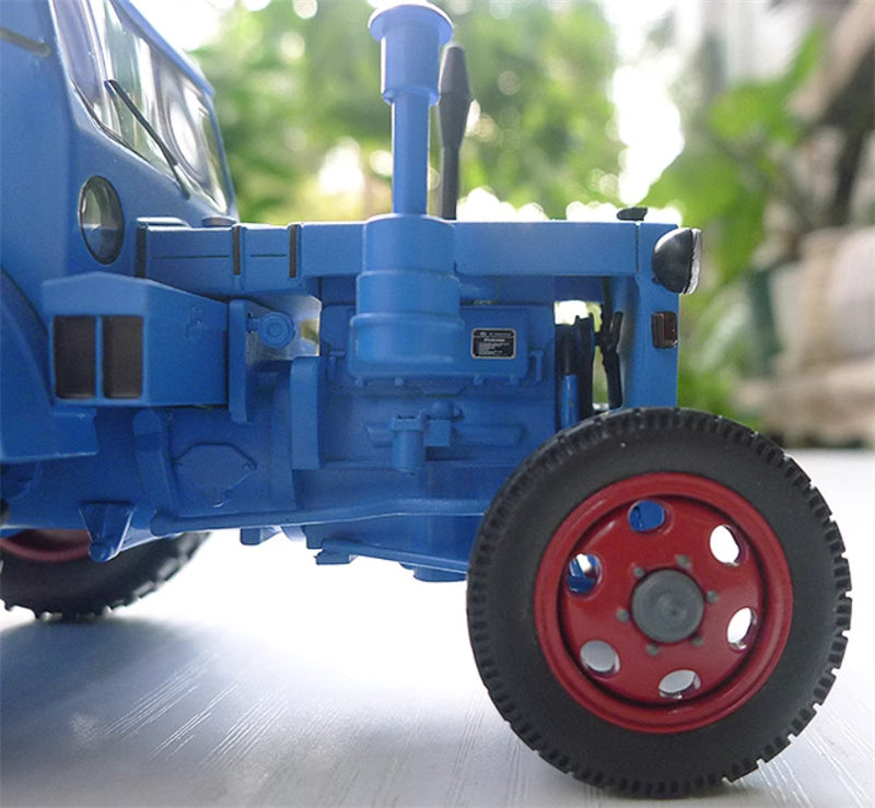 SCHUCO IFA Pionier blau European classical tractor 1:32 Truck Pre-built Model