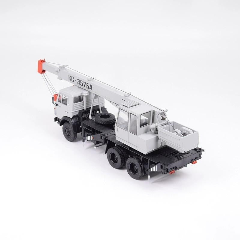 1:43 KAMAZ  KS-3575A(53213) Modimio   ABS Model