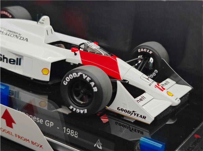 1:18 McLaren MP4/4 1988 Red white Amalgam Resin Car Model view8