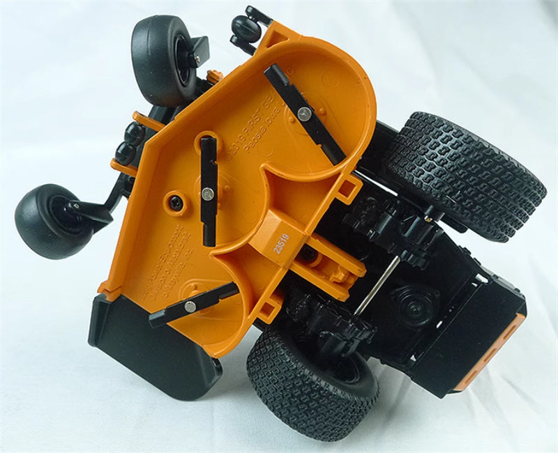 First Gear Scag Patriot 19-01 Garden Lawn mower Tractor Orange red 1:16 Truck Pre-built Model