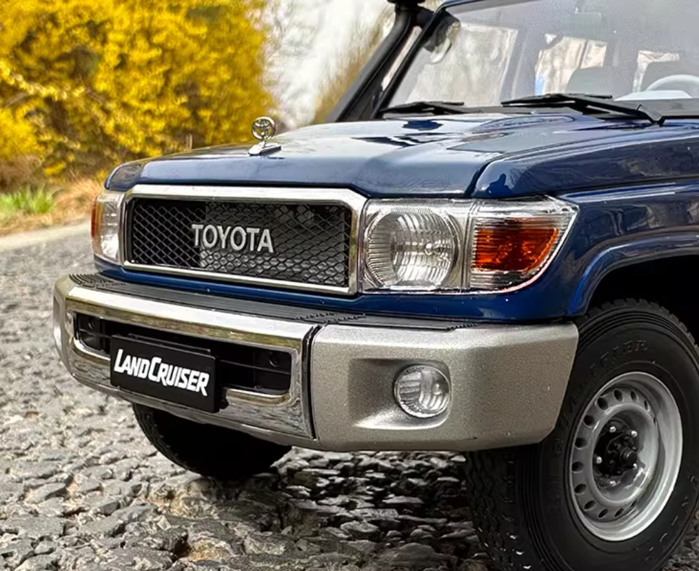 Almost Real Toyota LC76 Land Cruiser Blue 1:18 Car Pre-built Model view10