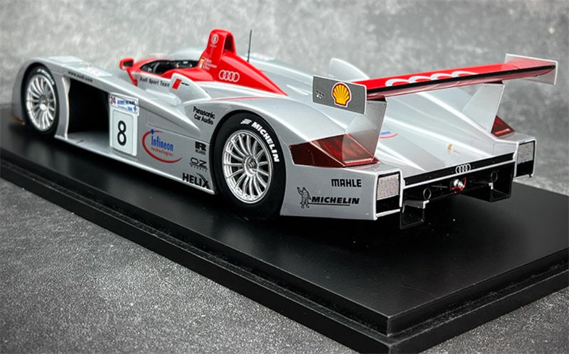 1:18 Audi R8 2000 Spark Le Mans Resin Car Model view5