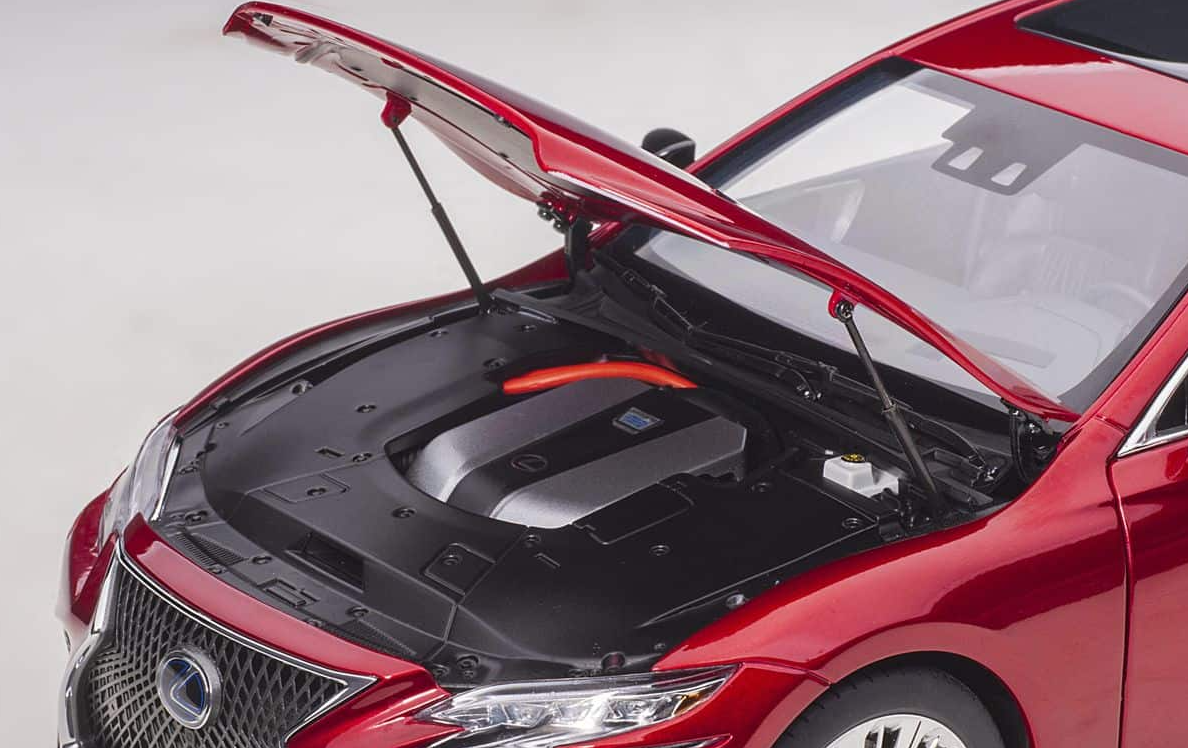 AUTOART Lexus LS500H Red 1:18 Car Pre-built Model view8