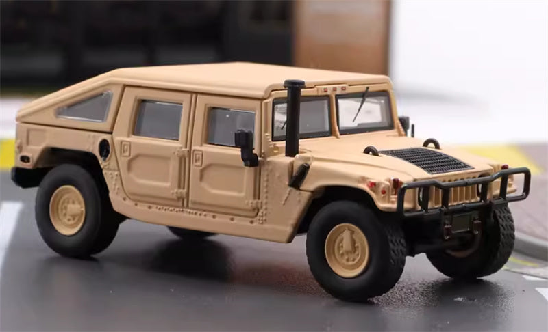 MASTER Hummer H1 off-road vehicle Military Edition Desert Yellow 1:64 Tank Pre-built Airliner Model Display view3