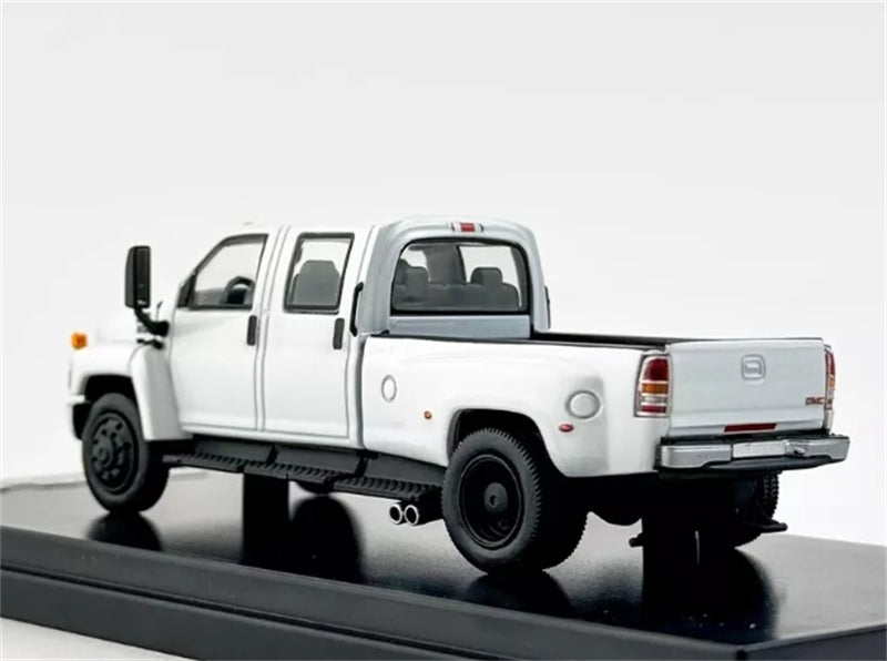 1:64 Chevrolet Kodiak Pickup White GOC DIECAST Limited Edition 450pcs ONLY Model