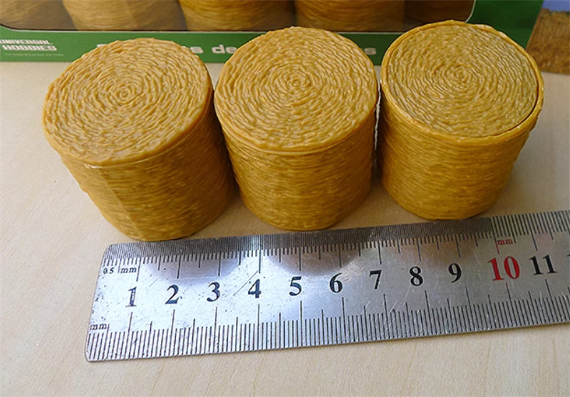 Universal Hobbies 20 Round Hay Bales 1:32 ACCESSORIES Pre-built Model