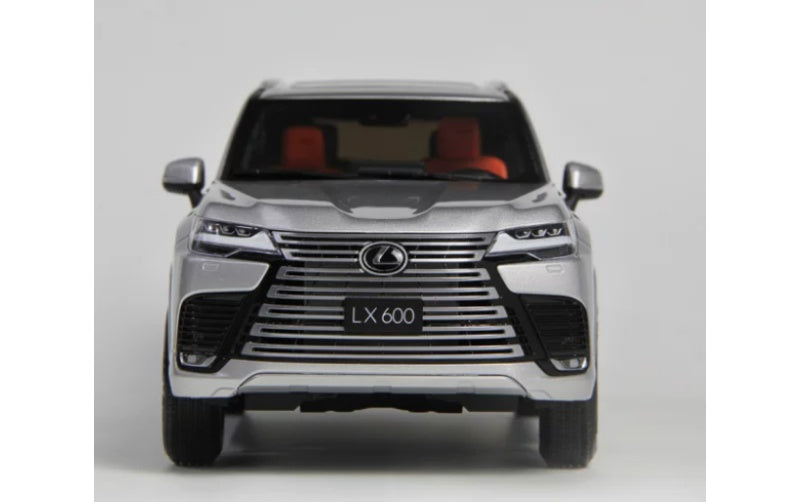 1:18 Lexus LX600 Silver LCD MODELS DIECAST Truck Model