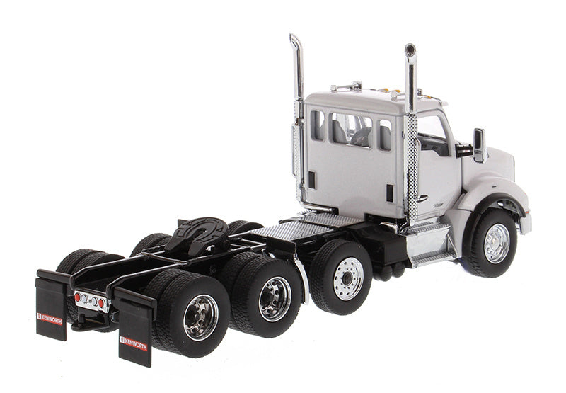 CATERPILLAR KENWORTH T880S SBFA DAY CAB TANDEM WITH PUSHER AXLE 1/50 Truck Pre-built Model