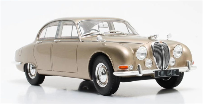 CULT Jaguar S-Type 1965 gold 1:18 Car Pre-built Model