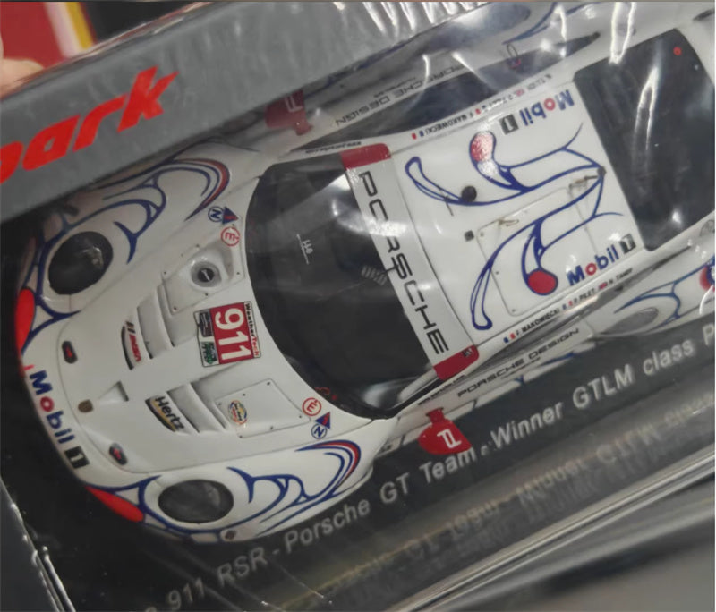 1:43 Spark Porsche 911 RSR Porsche GT Team Winner GTLM class Petit Le Mans 2018 view6