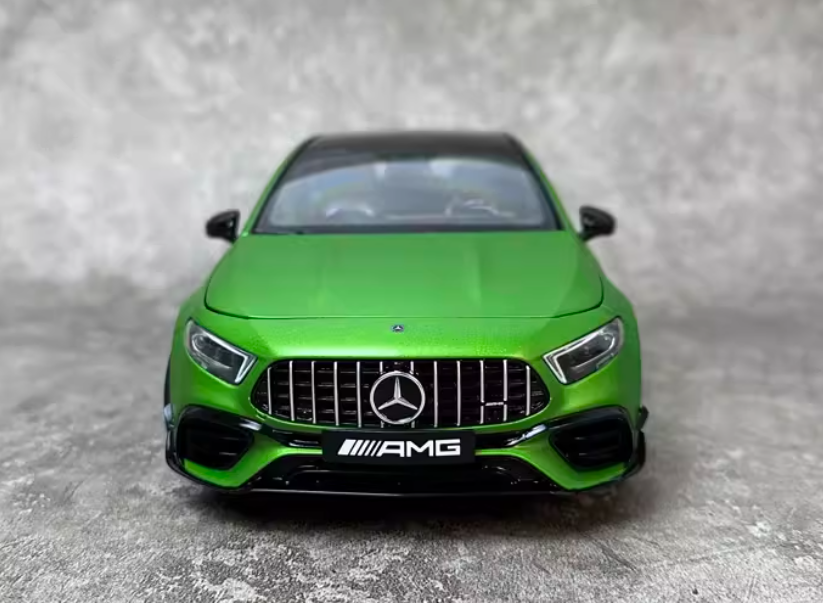 1:18 Mercedes-Benz AMG A45 S  Green Demon  NZG Magic Flame Green Special Edition LTD 200PCS ONLY DIECAST car Model
