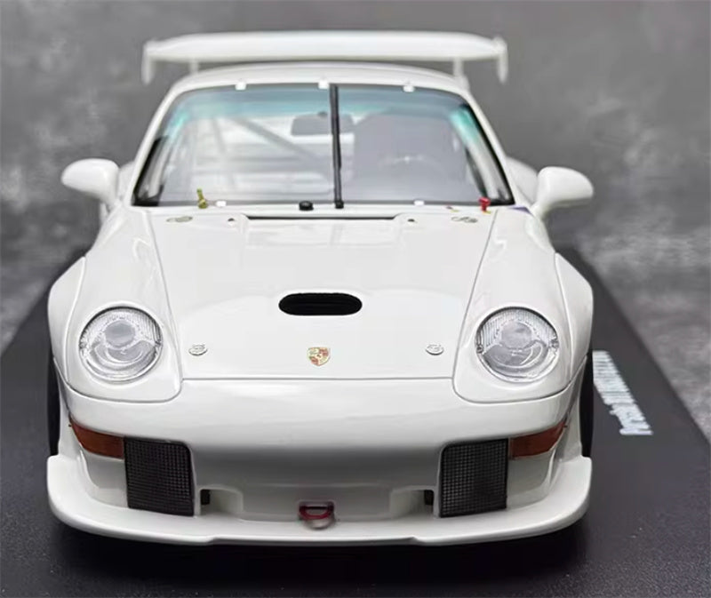 1:18 PORSCHE 911 (993) GT2 EVO COUPE 1995 White  GT SPIRIT Limited Edition Resin Car Model