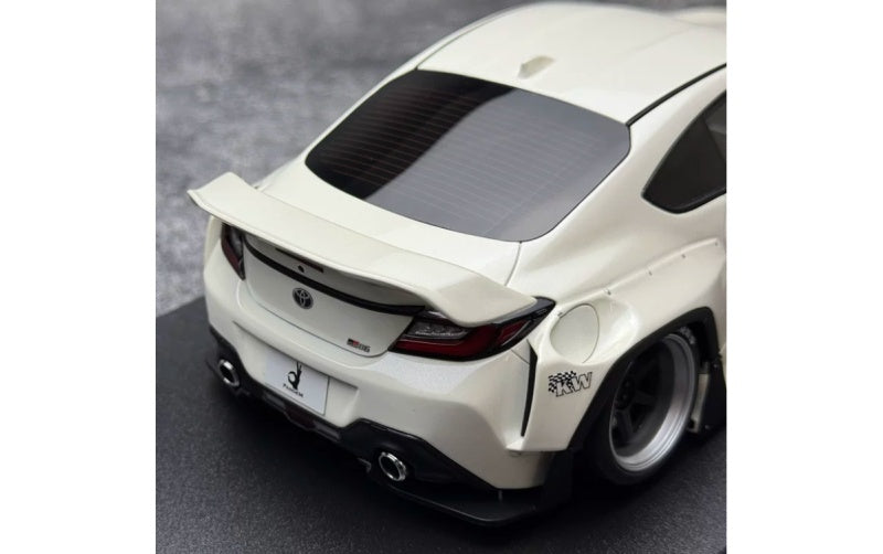 1:18 Toyota GR86 White Rocket Bunny GT Spirit PANDEM Wide Body Resin Car Model