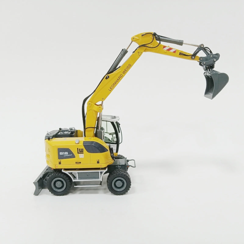 NZG Liebherr A918 Compact LEONHARD Wheeled Excavator 1:50 Truck Pre-built Model