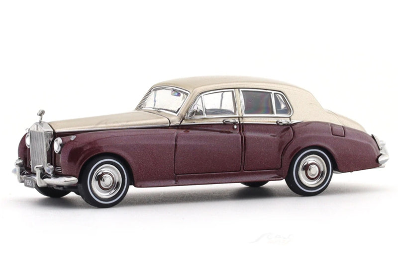 GFCC 1955 Rolls Royce Silver Cloud classic car Gold and Red Double LHD 1:64 car Pre-built Model view1
