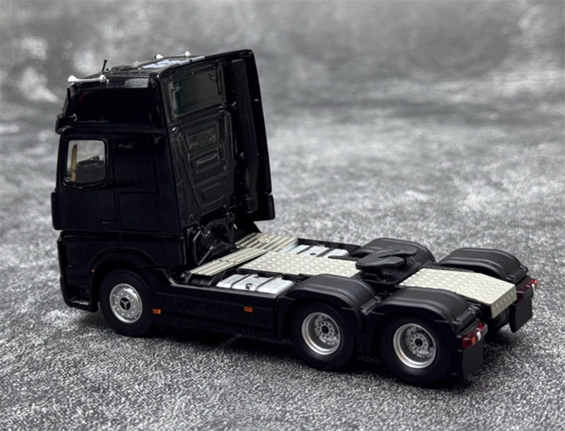 GCD Mercedes Benz Actros 3-Axle Gigaspace 6x2 Semi-trailer truck & scaleble Black LHD 1:64 Truck Pre-built Model view4