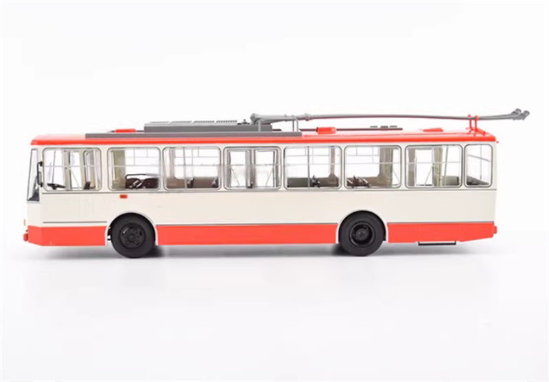 Modimio Czech Skoda-14TR trolley bus 1:43 Bus Pre-built Airliner Model Display view3