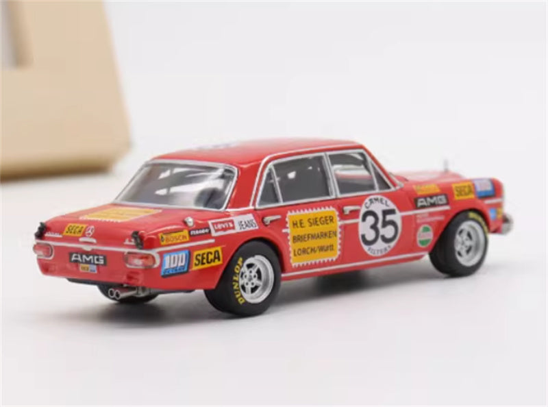Liberty 64 Mercedes Benz 300SEL AMG W109 35# Red Pig 1:64 Car Pre-built Airliner Model Display view2