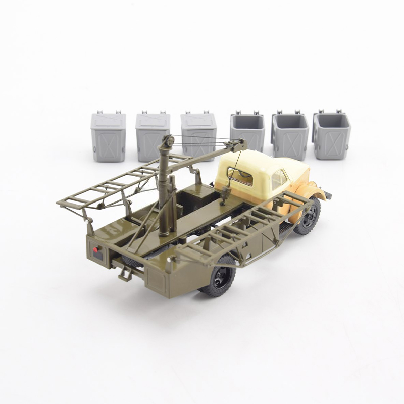 StartScaleModels KMM-2 hydraulic waste collection Moscow Russia 1:43 car Pre-built Model