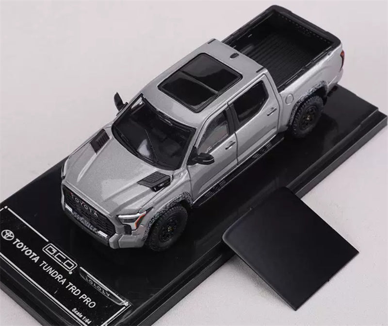 1:64 Toyota Tundra PickUp XK70 TRD Pro silver GCD DIECAST Civil Car Model