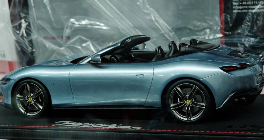 BBR MODELS Ferrari Roma Spider convertible Ice blue 1:18 Car Pre-built Model view2