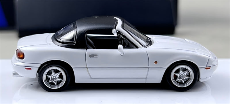 1:64 Mazda MX-5 white ATS DIECAST Civil Car Model
