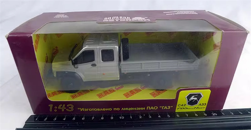 HAW RA3 C42 A33 Soviet Union Russian civilian pickup truck silver 1:43 Truck Pre-built Model