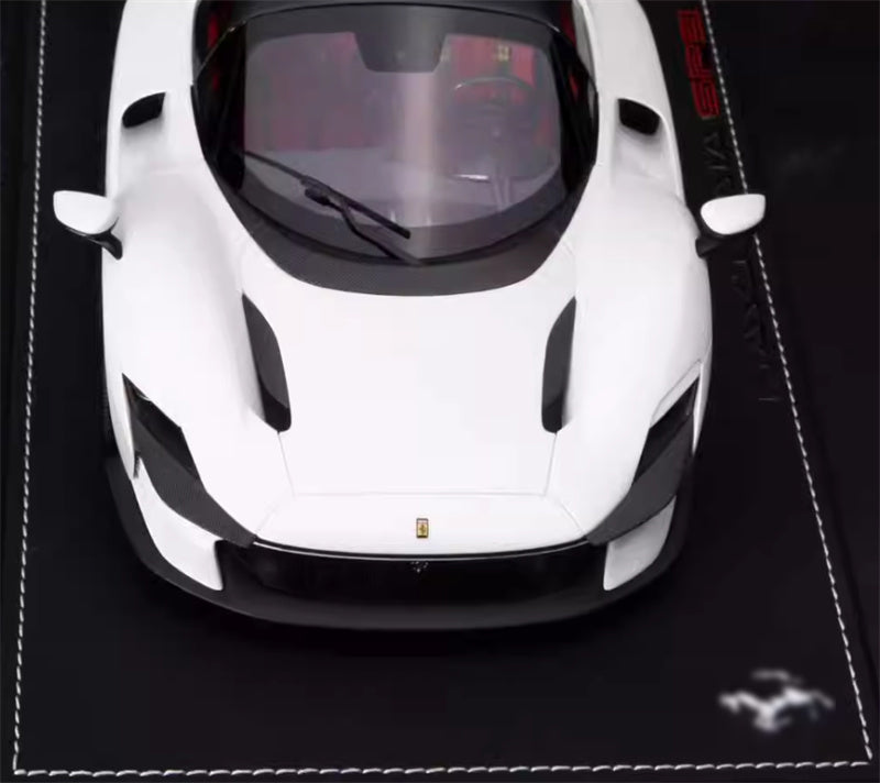 BBR MODELS Ferrari Daytona SP3 matte white Silver wheel black calipers Closed canopy carbon fiber roof Leather base Limited Edition 24PCS ONLY 1:18 Car Pre-built Model view7