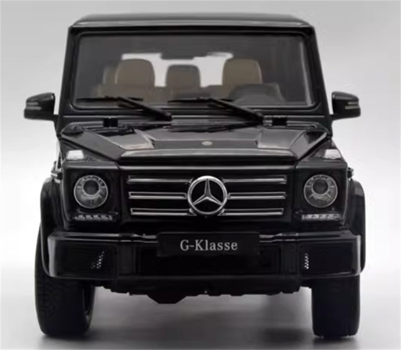 iScale Mercedes Benz G500 G-KLASSE off-road black 1:18 Car Pre-built Model view6