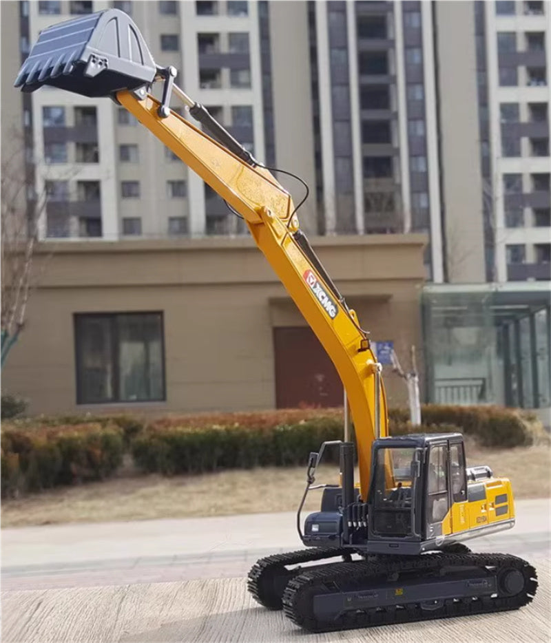 XCMG XE215DA New Excavator Yellow 1:35 Truck Pre-built Model