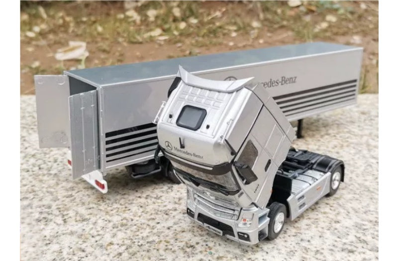 Mercedes ACTROS Shipping Container Truck Original factory silver 1:50 Truck Pre-built Airliner Model Display view5
