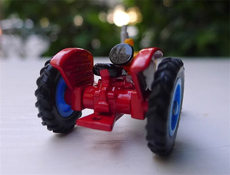 ERTL ALF Thompson's Tractor orange red 1:64 Truck Pre-built Model