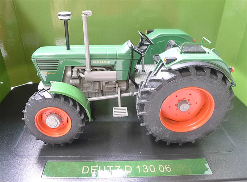 Weise toys Deutz D 130 06 Agricultural Tractor blackish green 1:32 Truck Pre-built Model