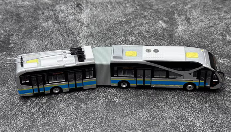 CREATIVE CULTURE BJD-WG180N Beijing Bus BTR3 Youth articulated trolley bus Blue Silver 1:110 Bus Pre-built Model view8