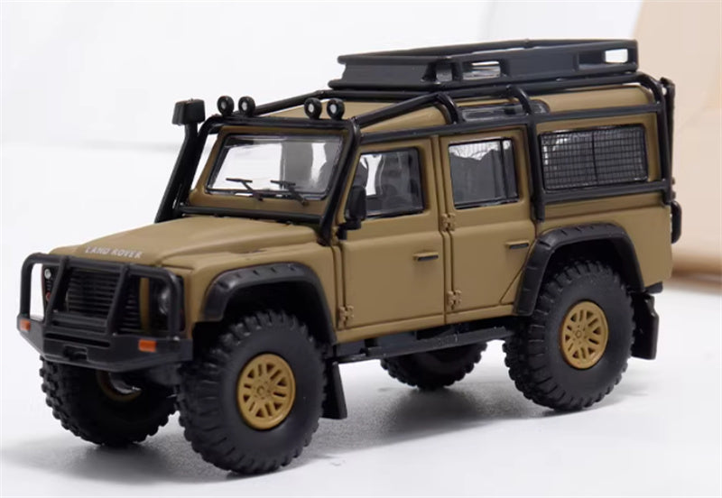 Master & Decode Land Rover Defender 110 4X4 modified military green yellow 1:64 Car Pre-built Airliner Model Display view1