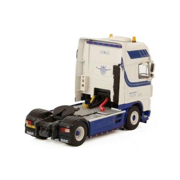 1:50 DAF J.J. EGBERTS TRANSPORT XF 105 4X2 WSI DIECAST Model
