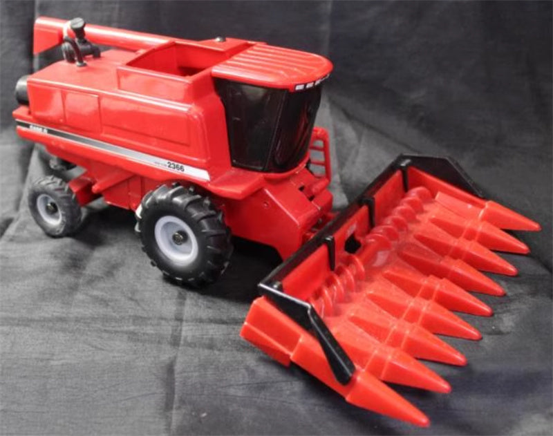 ERTL CASE IH 2366 Axial-Flow Combine red 1:64 Truck Pre-built Model
