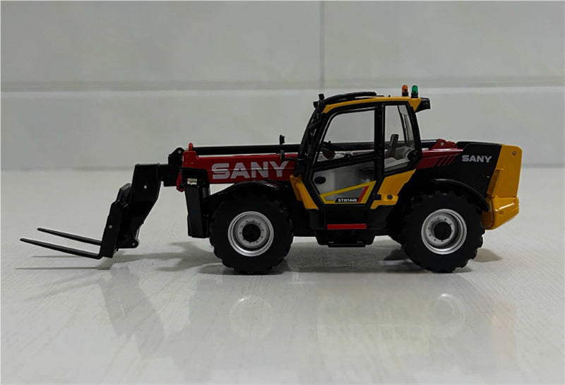 SANY STH1440 telescopic arm forklift Red 1:35 Truck Pre-built Model